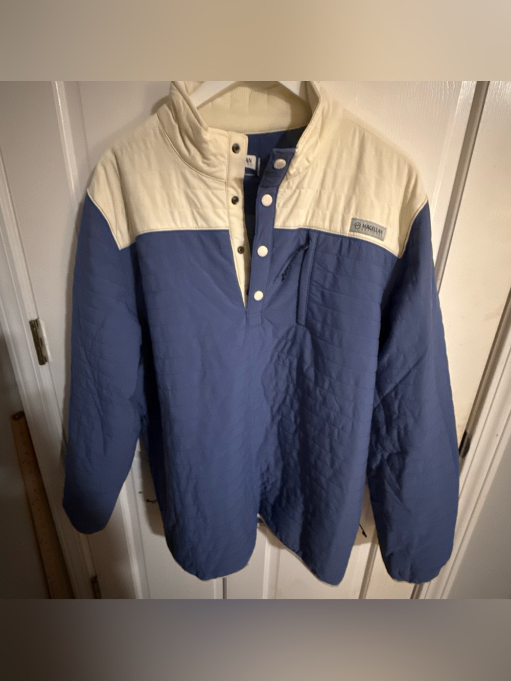 Magellan Outdoors Blue and Cream Pullover Puffer Jacket